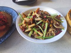 -红盔侠小龙虾(海宁银泰店)