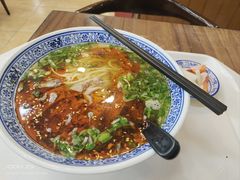 -陇兴楼兰州拉面(西安咸阳国际机场店)