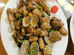 -霞涌市场海鲜摆卖区