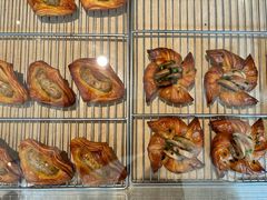 -VERIE BAKEHOUSE