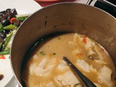 -巴特餐饮6加1音乐餐吧·新疆菜