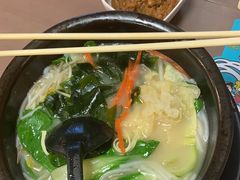 -灵芝妹子海鲜米线(瓦房店新玛特店)