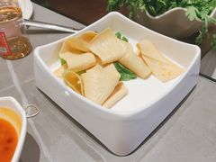 -洞子口重庆鲜货火锅(楚翘城旗舰店)