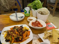 -喇喇排骨火锅·传统韩式脊骨汤(望京西园总店)