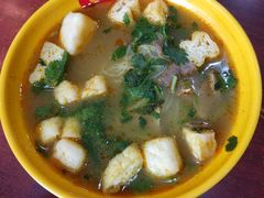 油豆腐牛肉粉丝汤（咖喱）-小杨生煎(黄河路店)