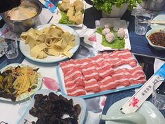 -名都晓荷塘主题火锅(春光路店)