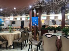 大堂-聚丰园•湖鲜餐厅(阿红私房菜梅石路店)