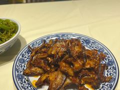 -罗霸蛮老岳阳大排档·鲜货烧烤·土吊子煨砂锅烧菜
