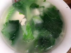 小白菜豆腐汤-老滇山寨•云南特色菜•地方菜•民族风情歌舞表演(金碧店)