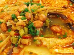 麻辣螺狮粉-怂猫抓子·成都冒烤鸭