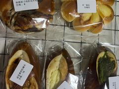 -雀食面包店(钟楼店)