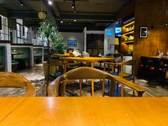 大堂-JINNS锦时 steak&pizza(浸信会礼拜堂旧址店)