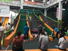 -蒙特利亲子乐园