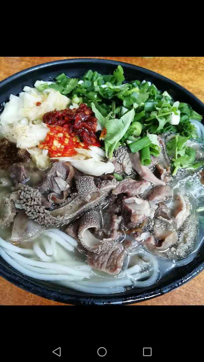 小倪羊肉米线馆-"牛 单靠口味就能座无虚席 环境大一..."-大众点评移