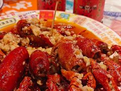 招牌秘制口味油焖虾-吉利龙虾·新派海鲜烧烤