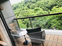 -上海佘山世茂艾美酒店