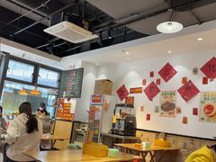 -柳州肥姨妈大骨螺蛳粉(曹路店)