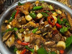 徐州特色小炒鸡-古彭7只羊·招牌白串·碳锅羊肉旗舰店