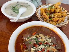 -胡子饮食店