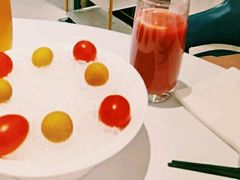 餐前果盘-红雀围·海鲜火锅(陆家嘴中心店)