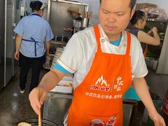 -陆师傅砂锅烫菜(圆通街店)