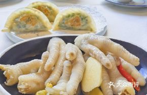 White Cloud Style Chicken Feet