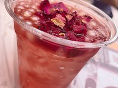 石榴啵啵冰粉-肥肥虾庄·金牌油焖大虾(沙湖店)