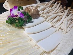-潘小辣鲜肉老火锅
