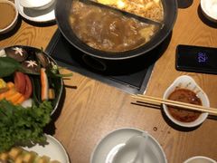 -呷哺呷哺(融创茂店)