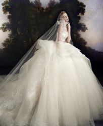 -PAI婚纱礼服设计馆【大牌租赁/高级定制】
