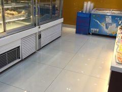 面包甜点陈列柜-凯司令(蒙自路店)