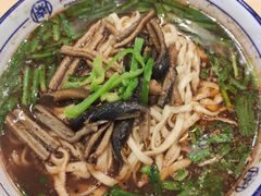 -镇南锅盖面馆(解放路店)