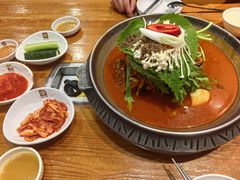 -喇喇排骨火锅·传统韩式脊骨汤(望京西园总店)