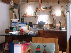 -猫爷的腔调·黔小馆(交大医学住宅区店)