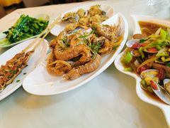 -覃记海鲜美食餐厅