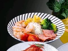 -丘CHILL CAFE & BAR(环宇城店)