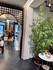 -威思丽高温瑜伽会馆