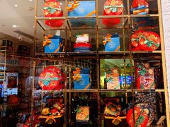 零售区-VENCHI 闻绮(广州太古汇店)