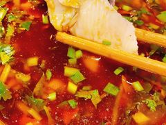 -肖肖酸萝卜鱼火锅(总店)