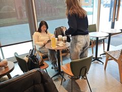 -星巴克臻选(浦东嘉里城店)