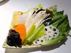 蔬菜小拼盘-鱼酷活鱼烤鱼(沈阳大悦城店)