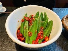 -万重锦·人文川菜馆(骡马市店)