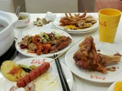 -泉福居酱骨头自助广场(南大街商业步行街店)