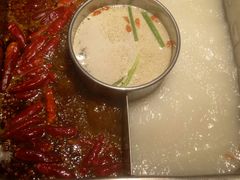 -洪焱重庆老火锅(万福花园店)