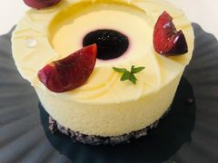 -潮一不贰·法式甜品·生日蛋糕·西式简餐(外滩店)