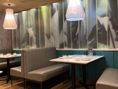 -美奈小馆·越南料理(中航城君尚购物中心店)