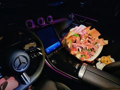 -天津波士信达奔驰4S店(卫津南路店)