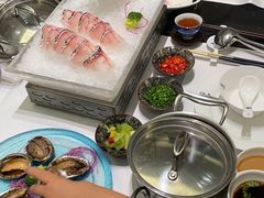 -红鼎豆捞·非遗鲍皇汤火锅(宝丰路店)