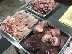 -标记美食新鲜猪杂(兴南大道店)