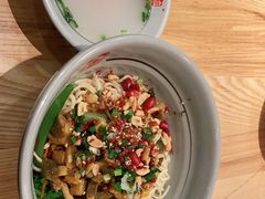 -呼啦面馆·头牌豌杂面(珠江国际B区店)